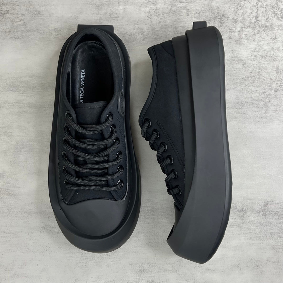 Bottega Veneta Jumbo "Black"