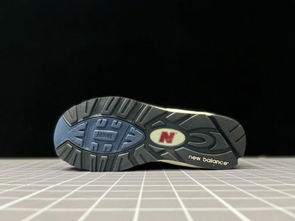 New Balance 990 “Red-Black-Blue”