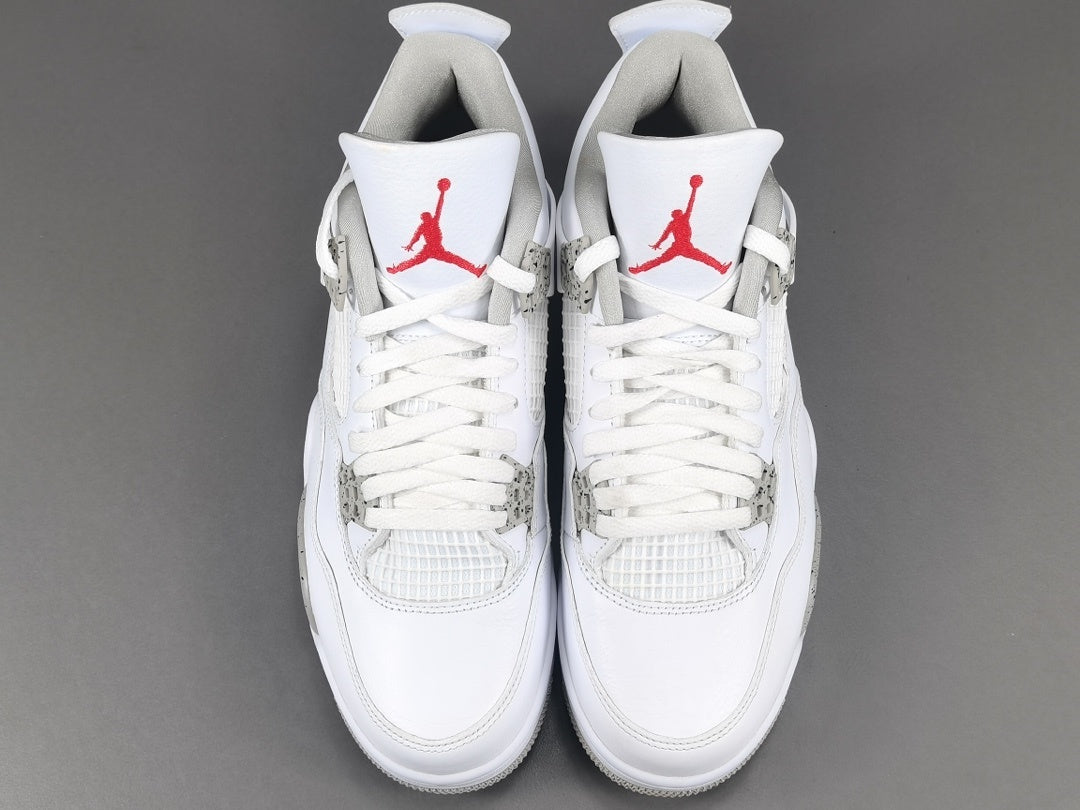 Air Jordan 4 Retro "White Oreo"