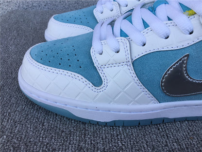 Nike SB Dunk Low "FTC Lagoon Pulse"