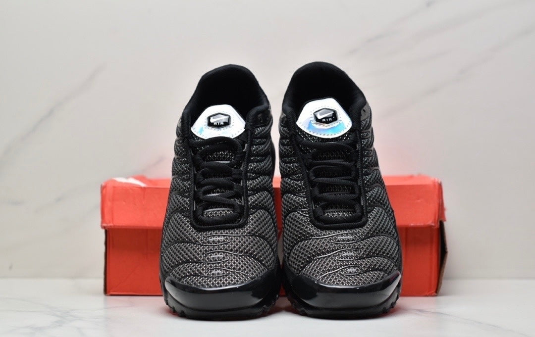 Nike Air VaporMax Plus "Black"