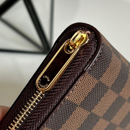 Louis Vuitton Zippy Coin Purse "Damier Ebene Canvas"