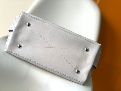 Louis Vuitton Carmel