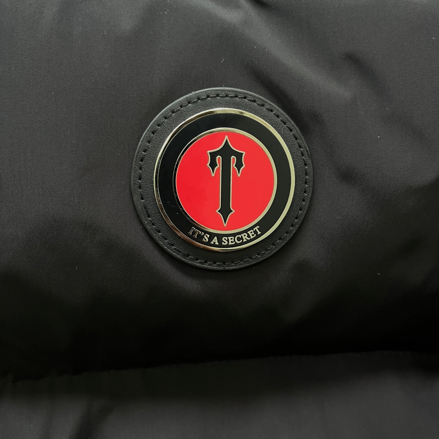 Trapstar Irongate Down Jacket "Black-Red"