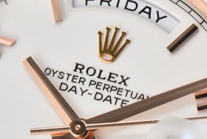 Rolex Day Date 40mm Rose Gold President Bracelet Roman White Dial