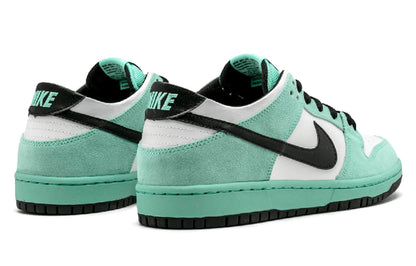 Nike Dunk SB Low "Sea Crystal"