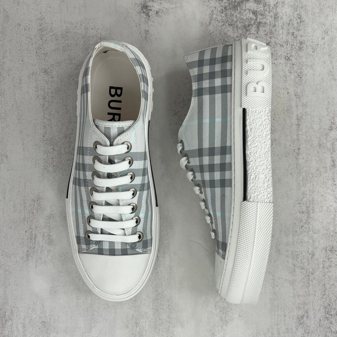 Burberry Gabardine "Grey"