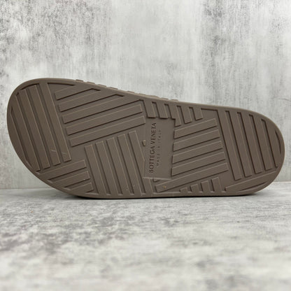 Bottega Veneta Slides "Brown"