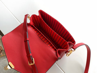 Louis Vuitton Pochette Métis