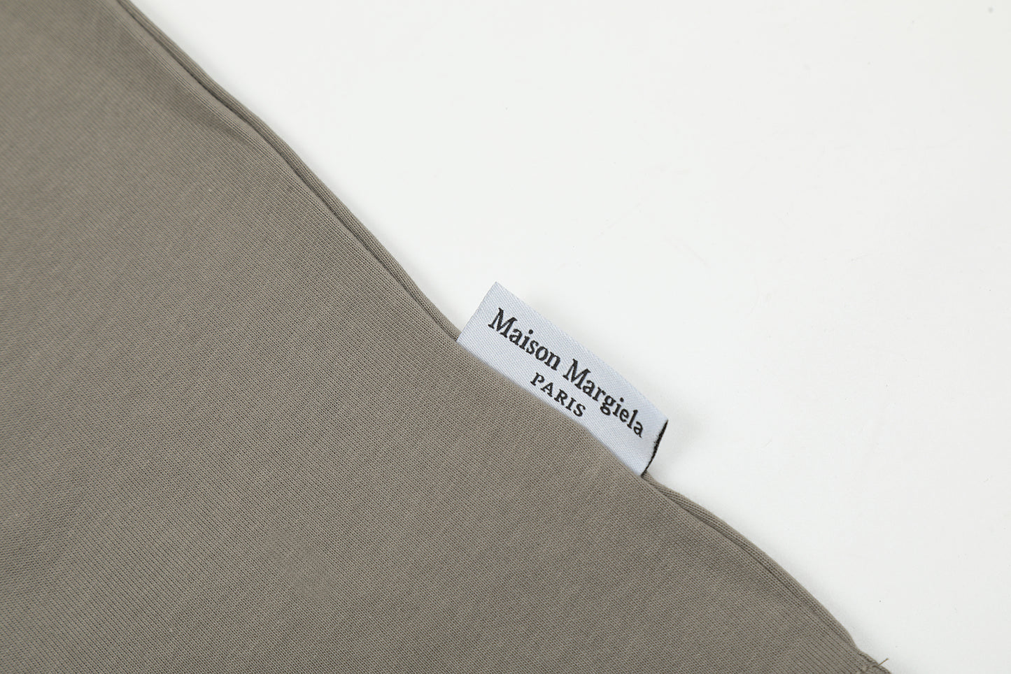 Maison Margiela T-Shirt "Taupe-Black"