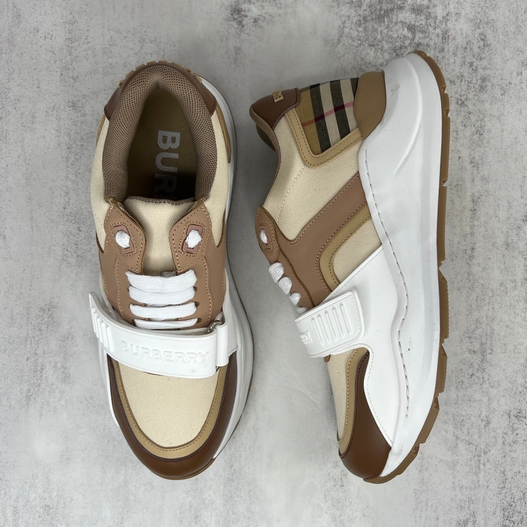 Burberry Ramsey "Beige-White-Brown"
