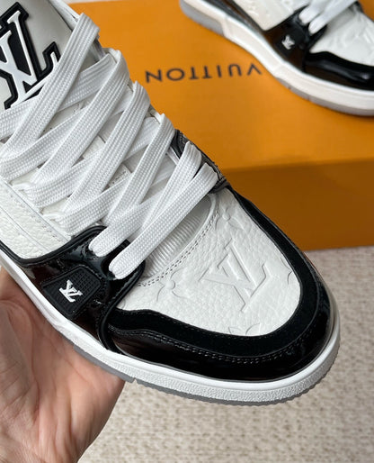 Louis Vuitton LV Trainers "Black-White-Grey"