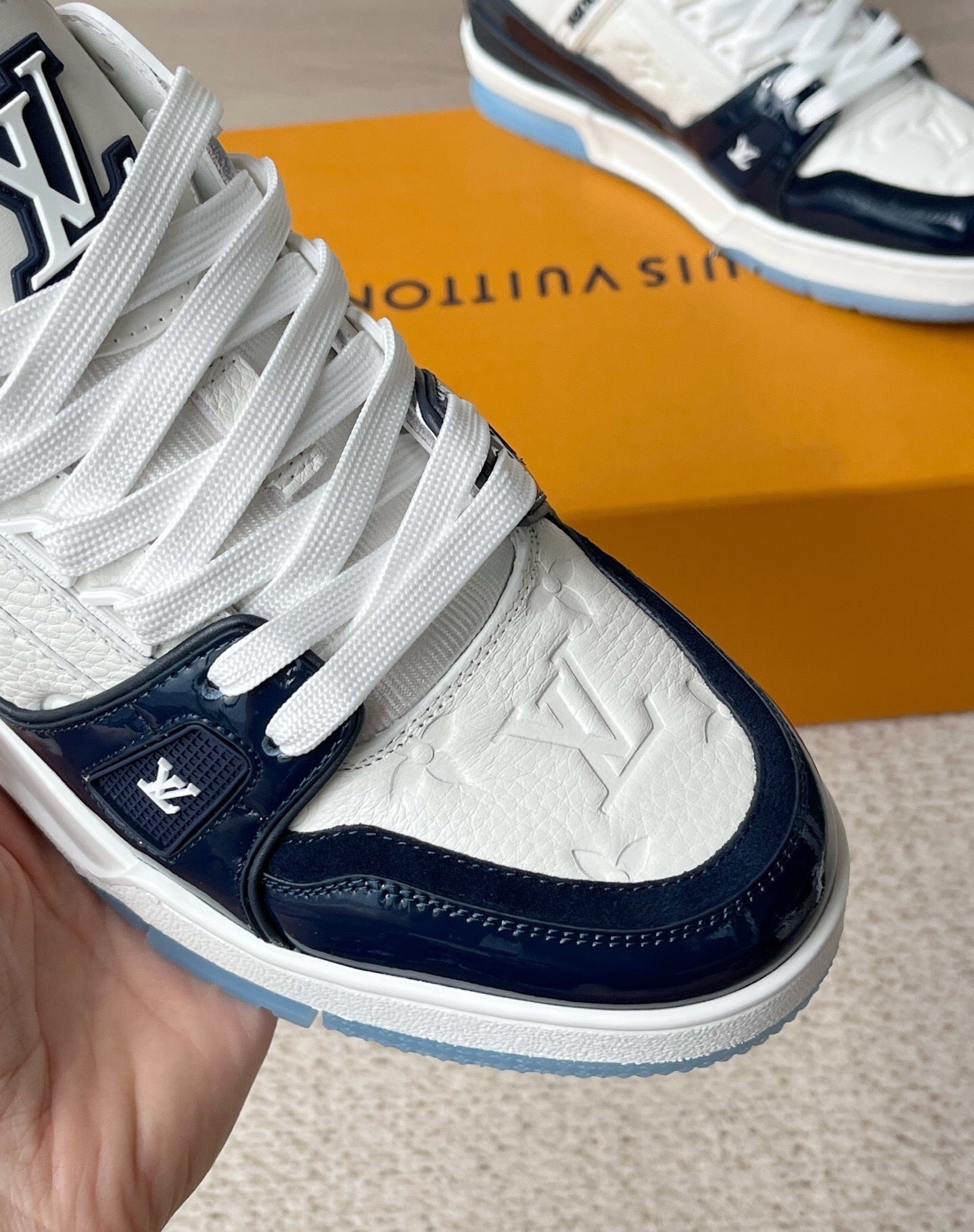 Louis Vuitton LV Trainers "Blue-White"