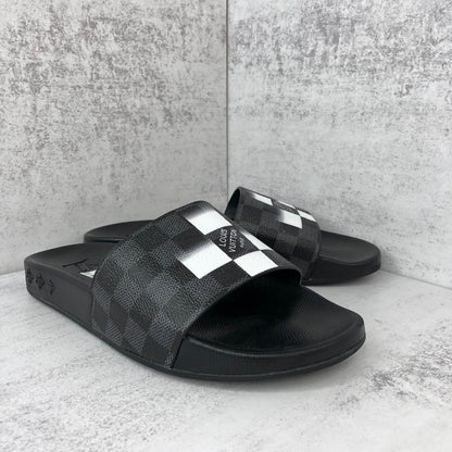 Louis Vuitton Slides "Black-White"