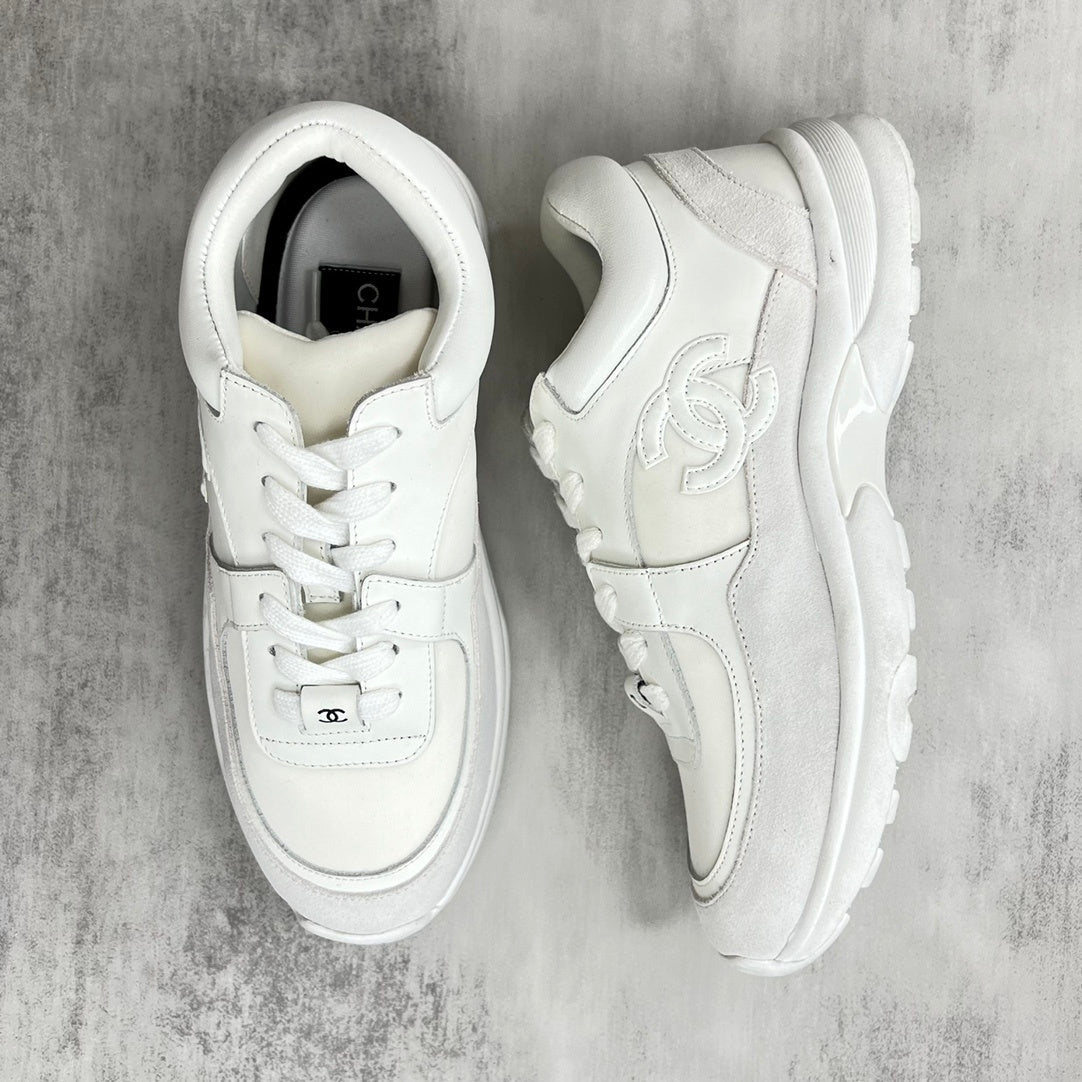 Chanel 22A "White-Grey"