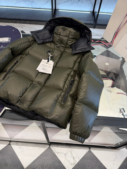 Moncler Parana Hooded Short Down Jacket "Olive Green"