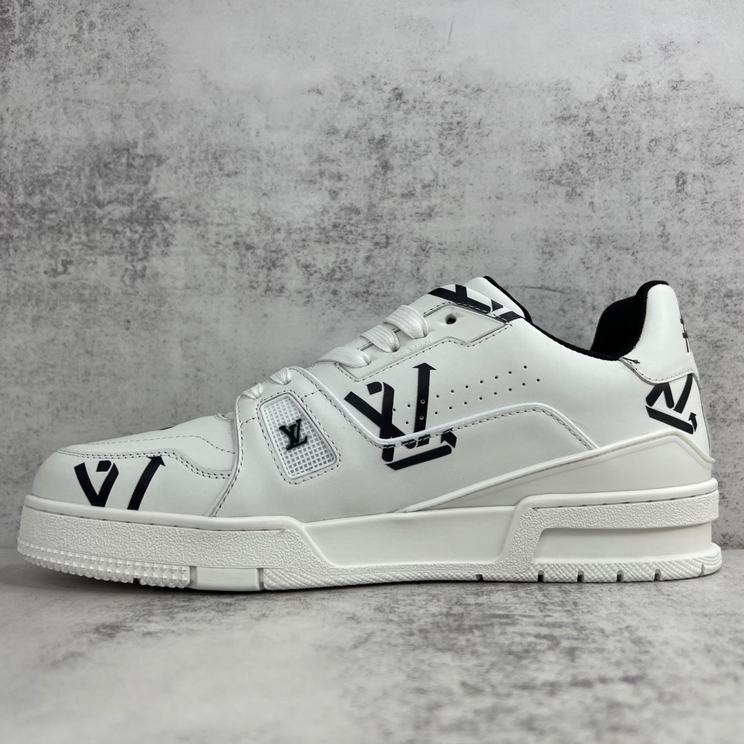 Louis Vuitton Trainers "White-Black Recycled"