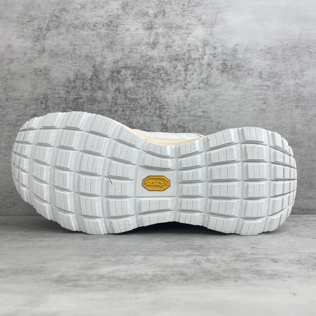 Moncler Lite Runners "White-Beige"