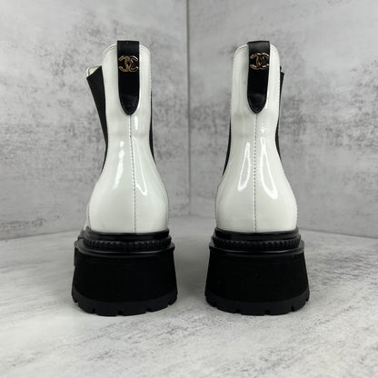 Chanel Chelsea Boots "White-Black"