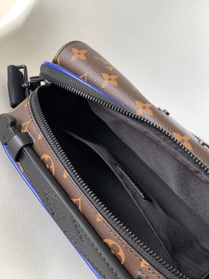 Louis Vuitton S Lock Messenger