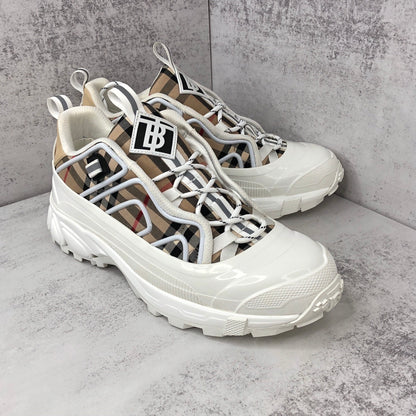 Burberry Arthur "White-Vintage"