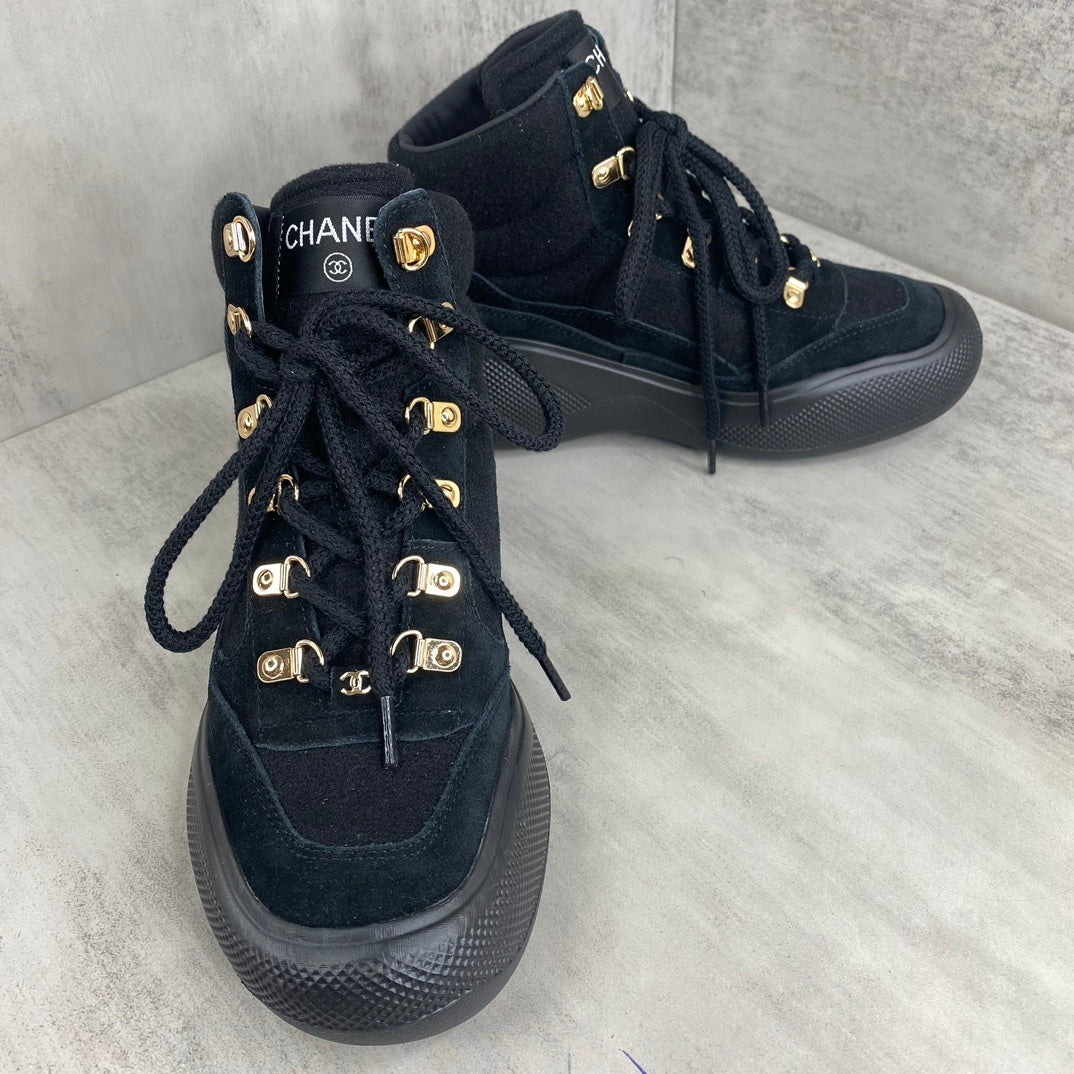Chanel Snow Boots "Black Suede"
