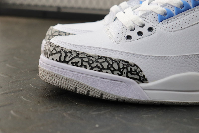 Air Jordan 3 Retro "UNC"
