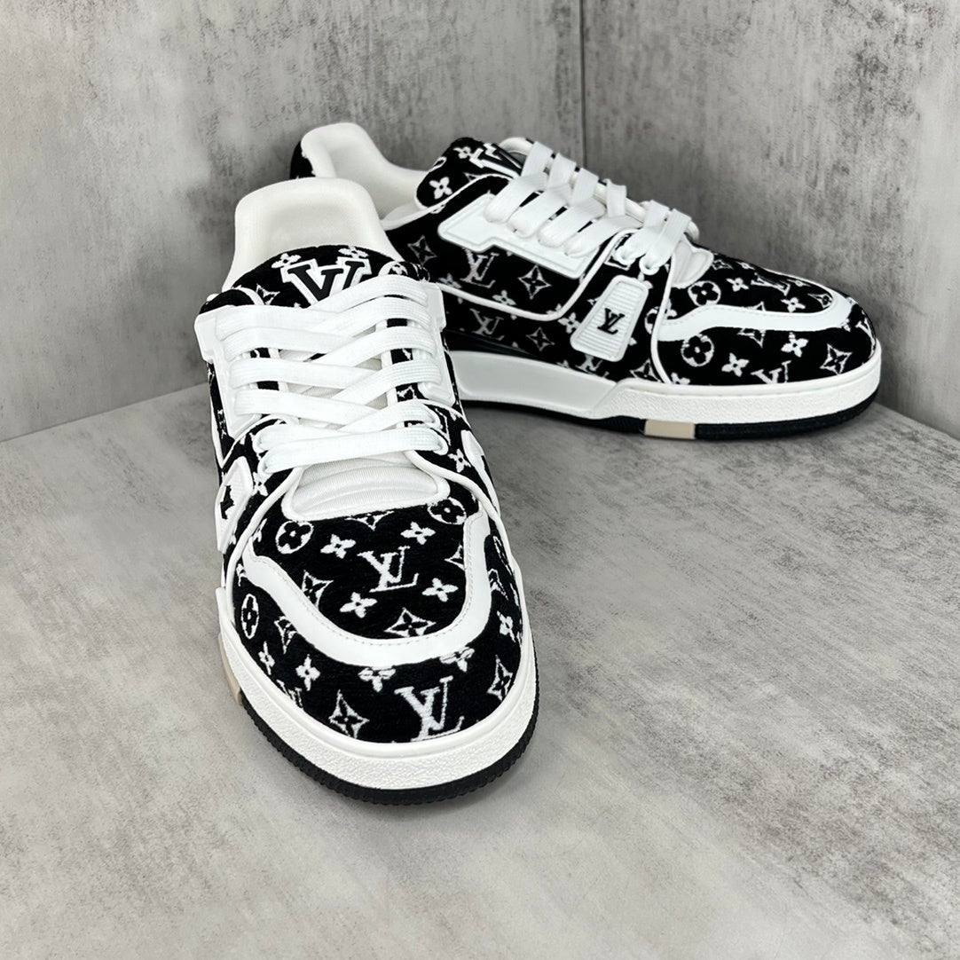 Louis Vuitton Trainers "Black-White Textile"