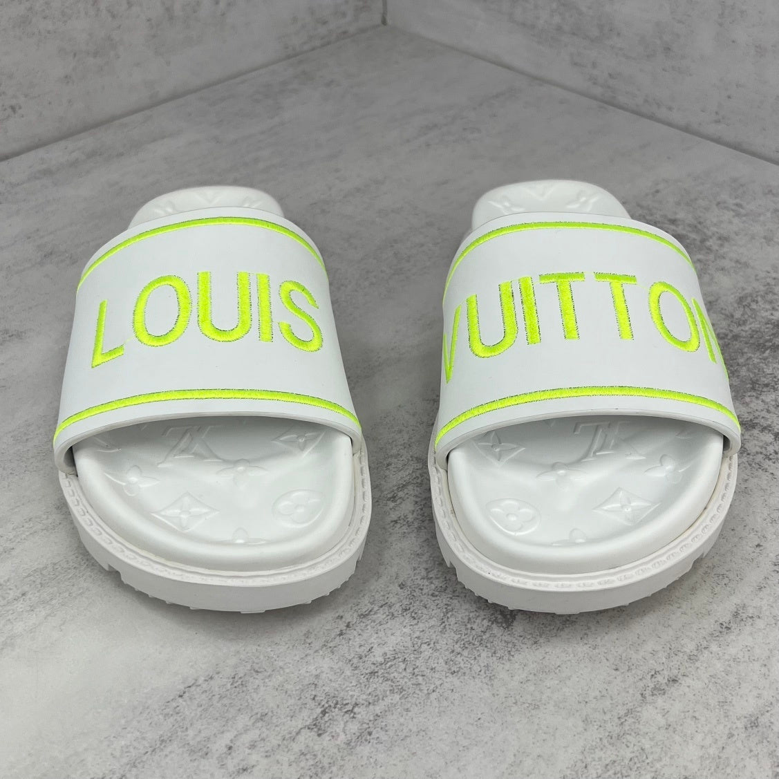 Louis Vuitton Slides "White-Lime"