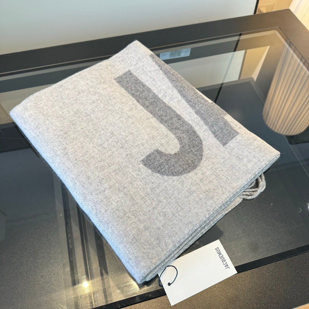 Jacquemus Logo Fringed Scarf "Grey"