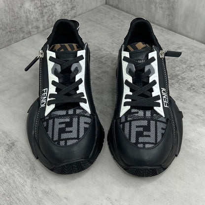 Fendi Flow "Black-White"
