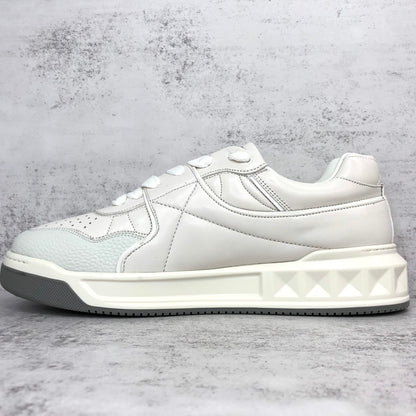 Valentino Garavani One Stud "White-Grey"