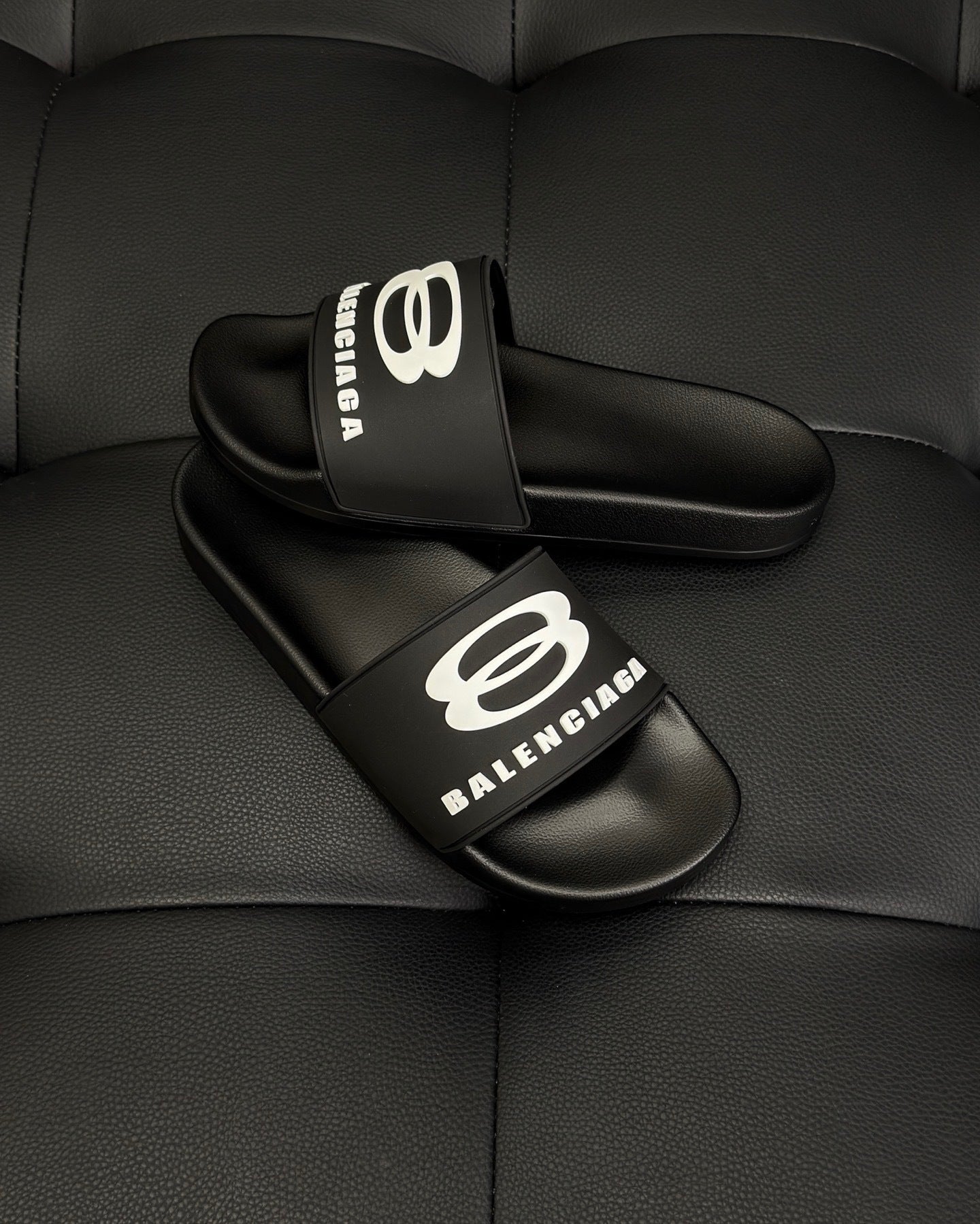 Balenciaga Pool Slide "Black"