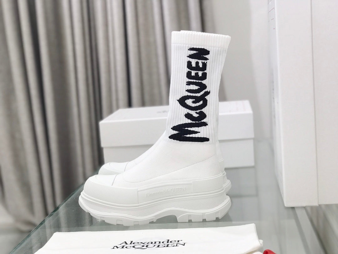 Alexander McQueen Tread Slick Boot "Ribbed White"