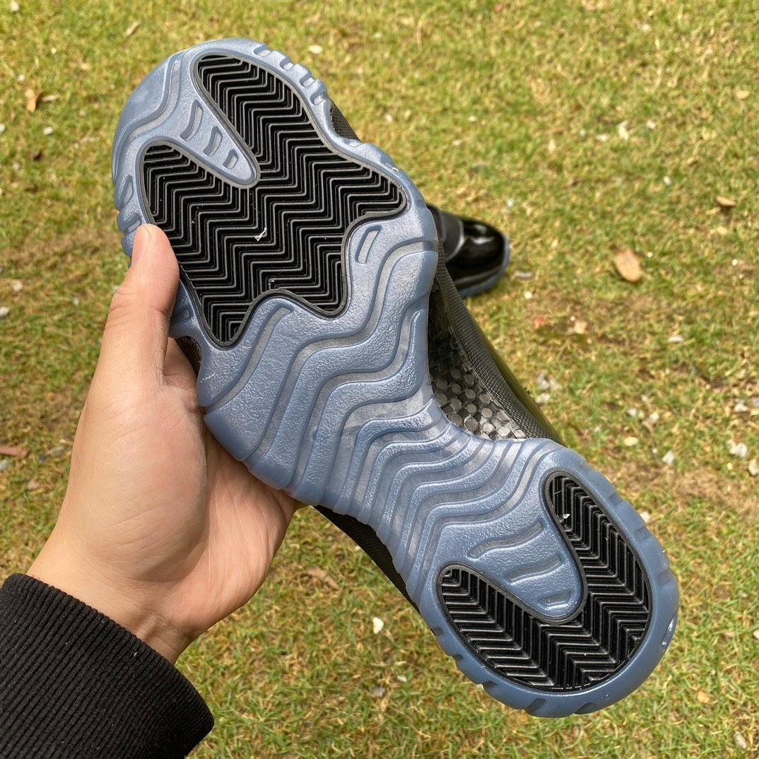 Air Jordan 11 Retro "Cap and Gown"