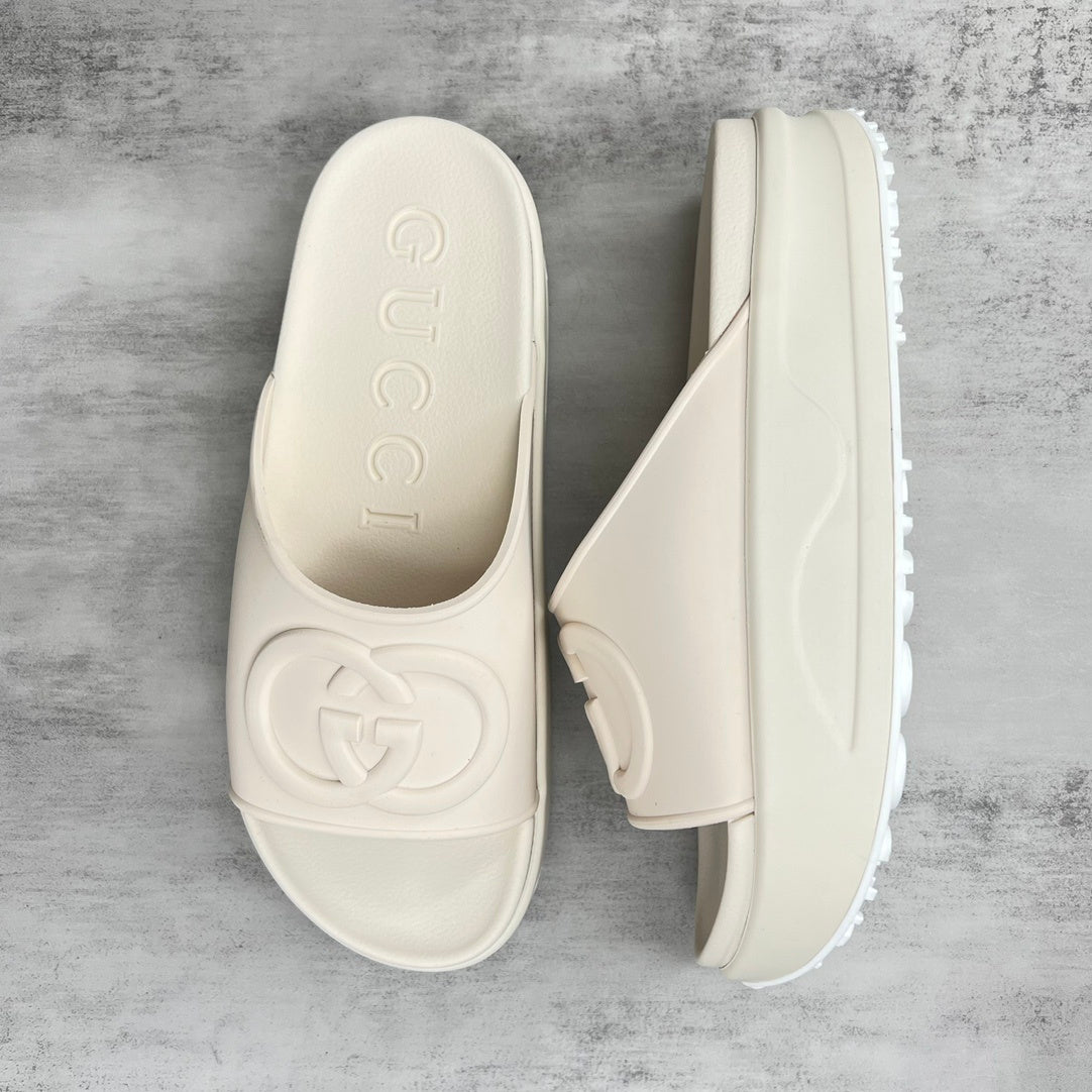 Gucci Slides "Cream"