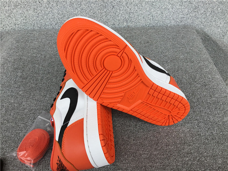 Air Jordan 1 Low OG "Starfish"