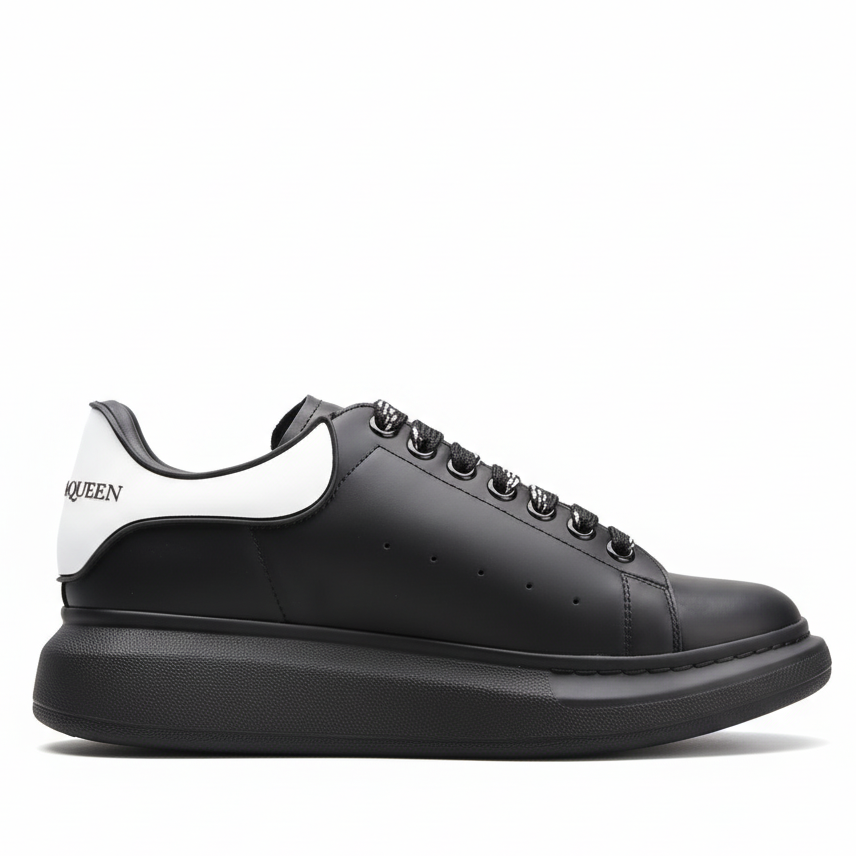 Alexander McQueen Oversized "Black-White"