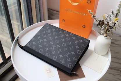 Louis Vuitton Pochette Voyage MM "Monogram Eclipse"