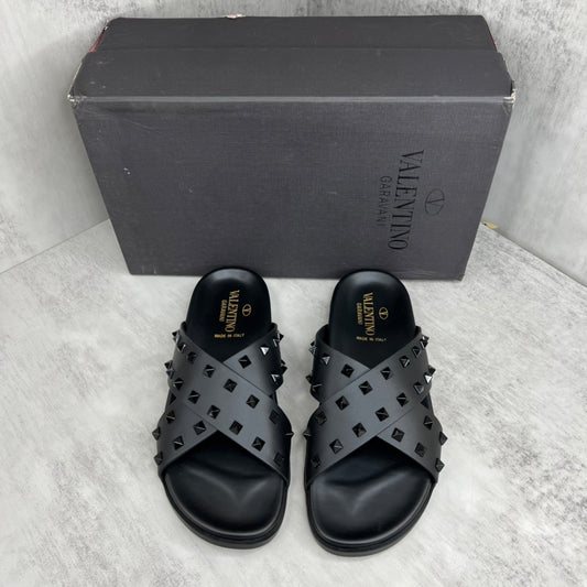 Valentino Garavani Rockstud Slides "Black"