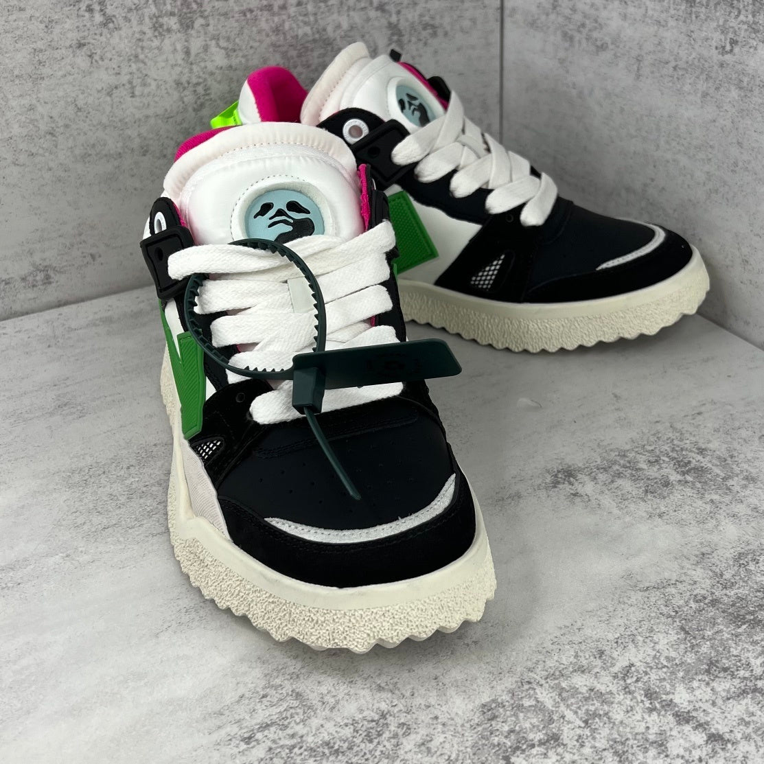 Off-White Sponge Mid "Black-White-Green"