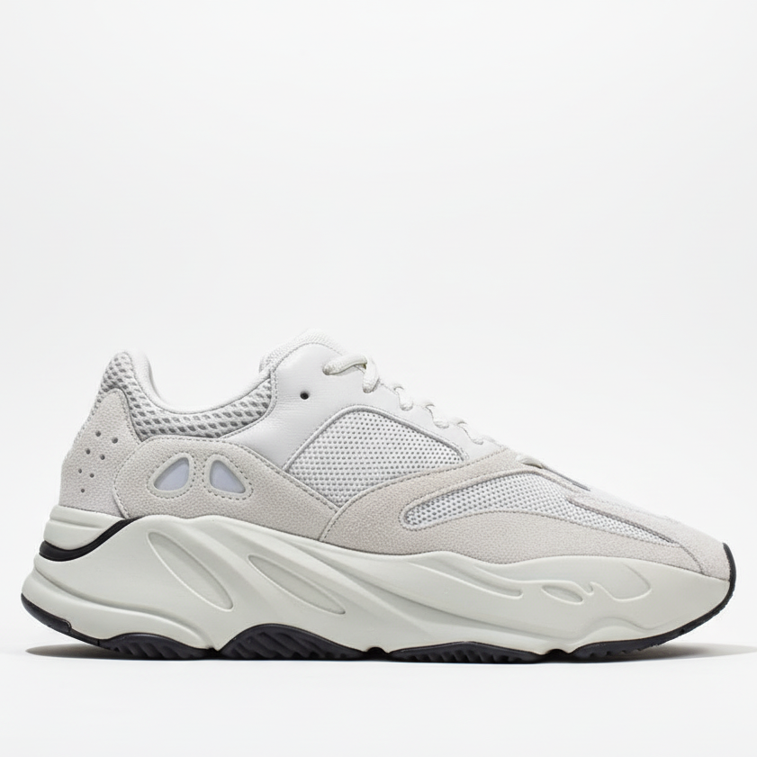 Yeezy 700 "Salt"