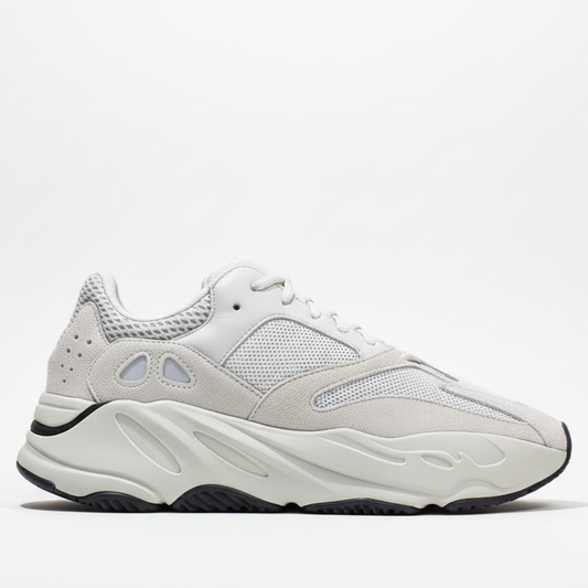 Yeezy 700 "Salt"