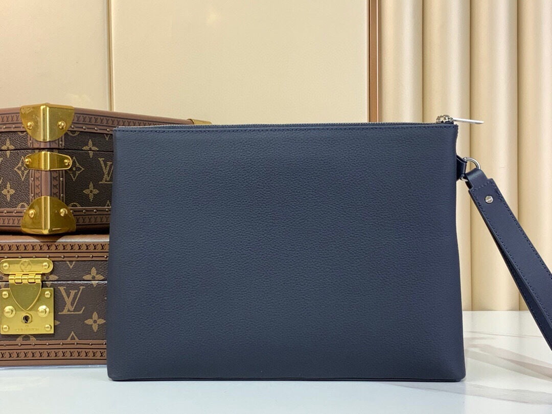 Louis Vuitton Takeoff Pouch