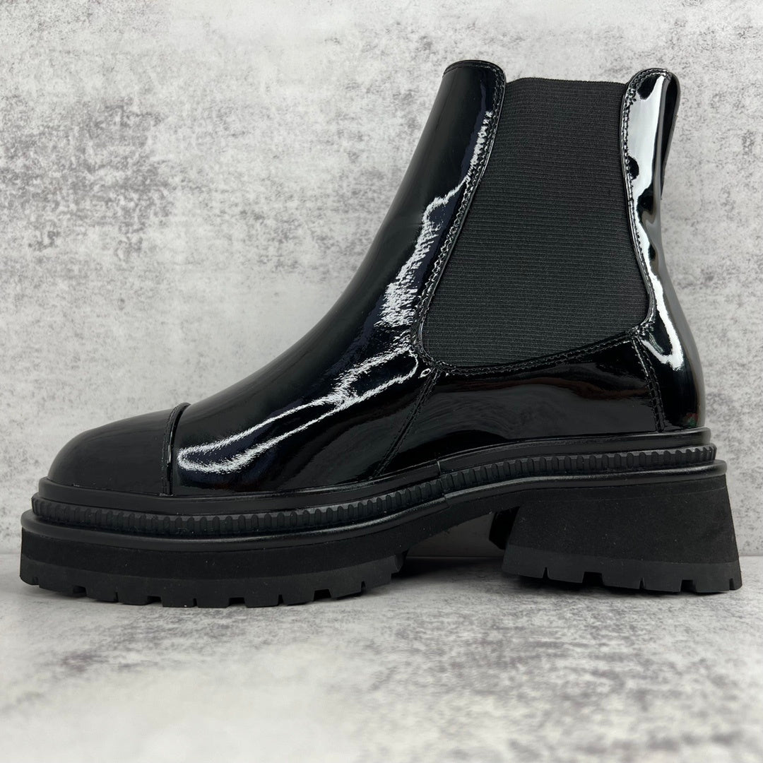 Chanel Chelsea Boots "Black Gloss"
