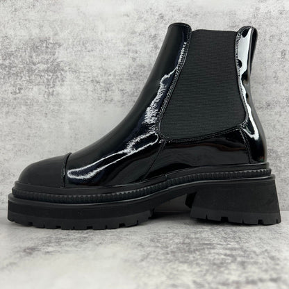 Chanel Chelsea Boots "Black Gloss"