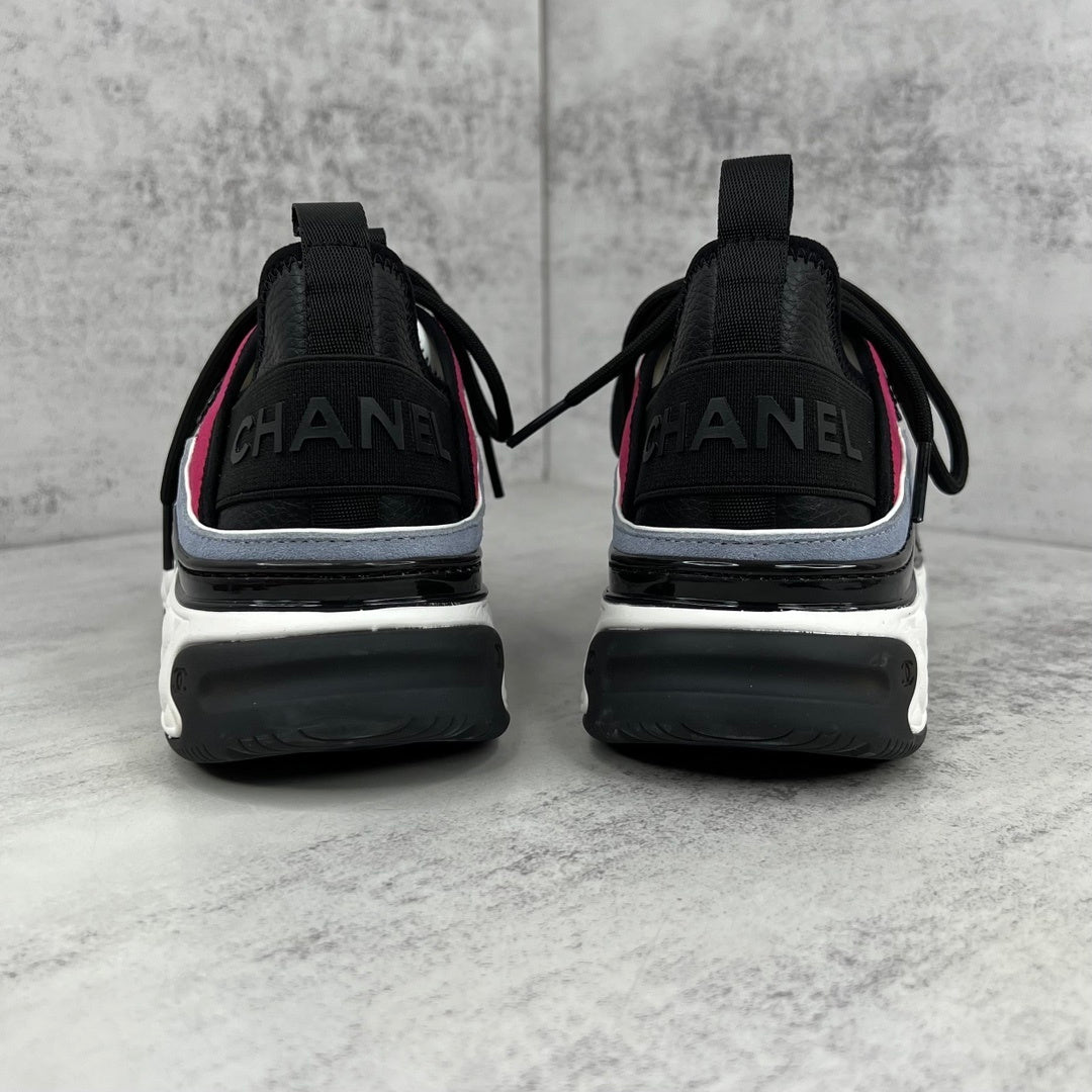 Chanel 22B "White-Pink-Blue"