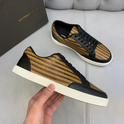Bottega Veneta Intrecciato "Beige-Black"