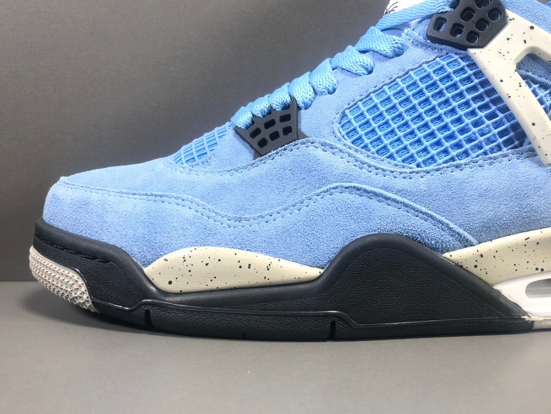 Air Jordan 4 Retro "University Blue"