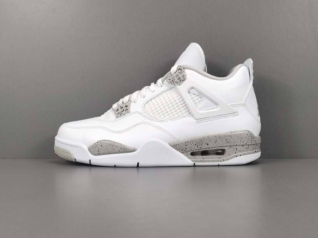 Air Jordan 4 Retro "White Oreo"
